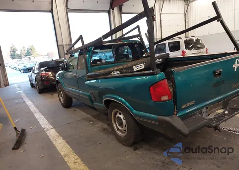 1996 Chevrolet S Truck S10 from USA, damaged, VIN 1GCDT19W6T8214101